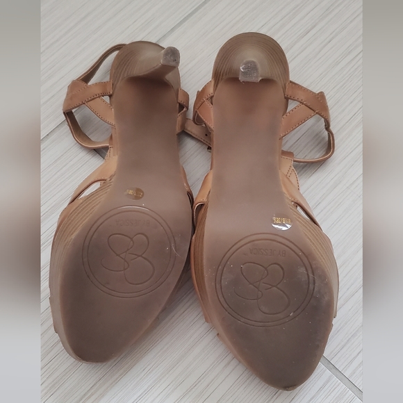 Jessica Simpson Platform Heels Size 8.5 - Picture 4 of 6
